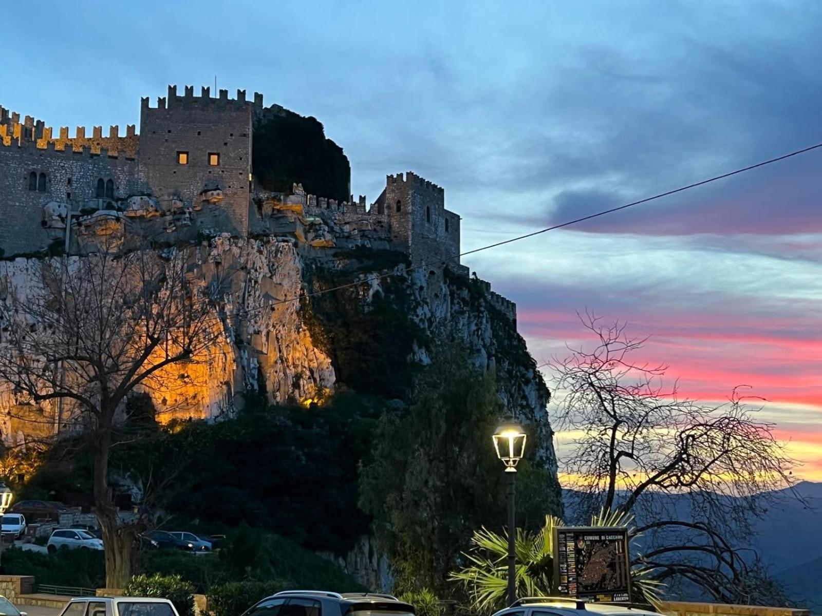 Il Duca House E Holiday Prestige Caccamo Bagian luar foto